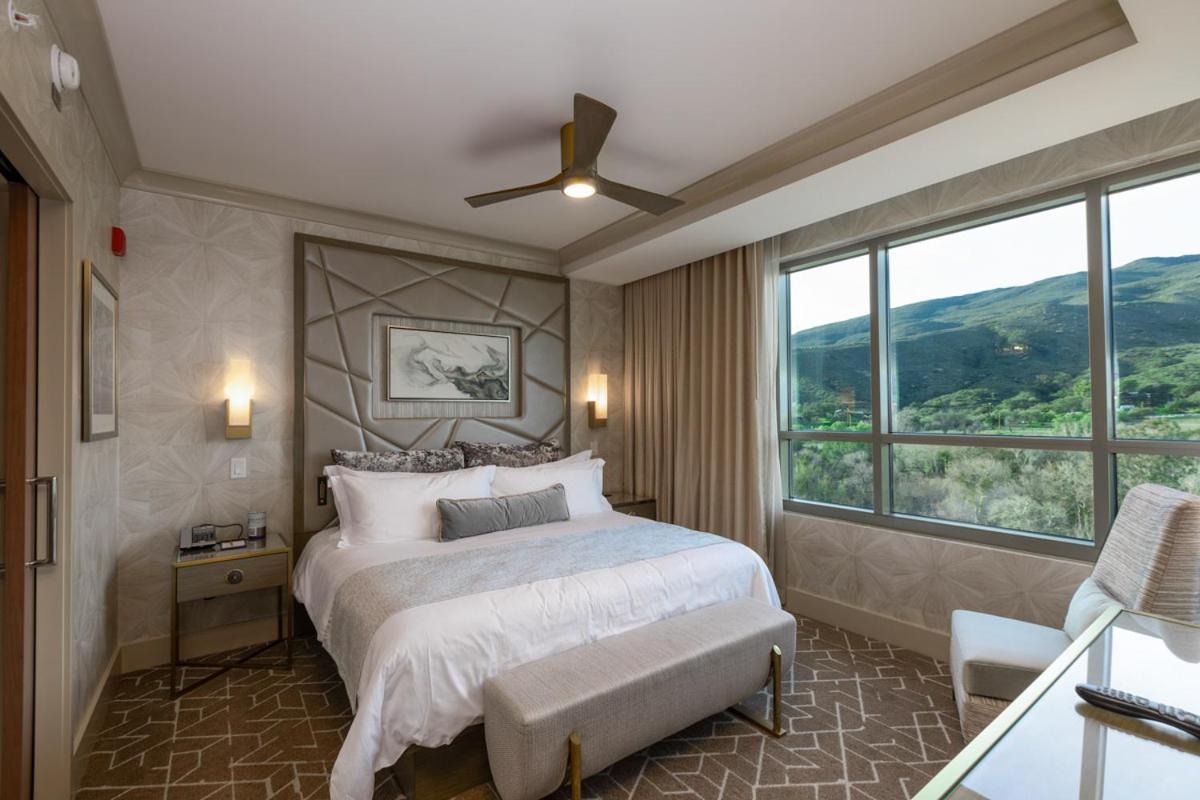 Viejas Casino & Willows Hotel Алпайн Екстериор снимка