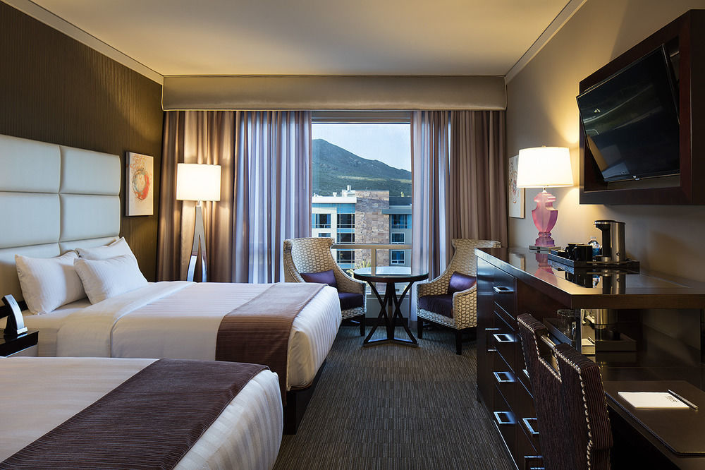 Viejas Casino & Willows Hotel Алпайн Екстериор снимка