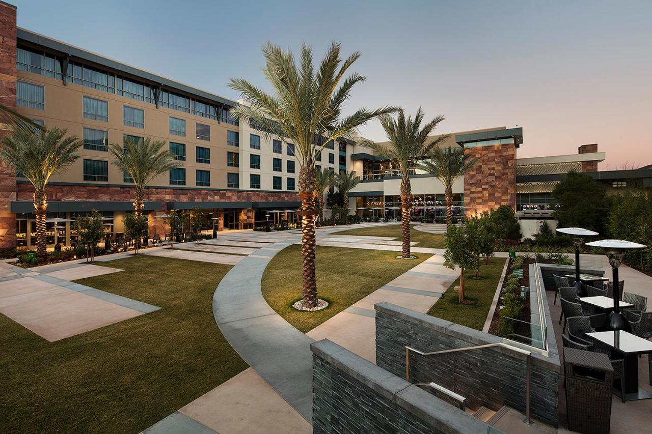 Viejas Casino & Willows Hotel Алпайн Екстериор снимка